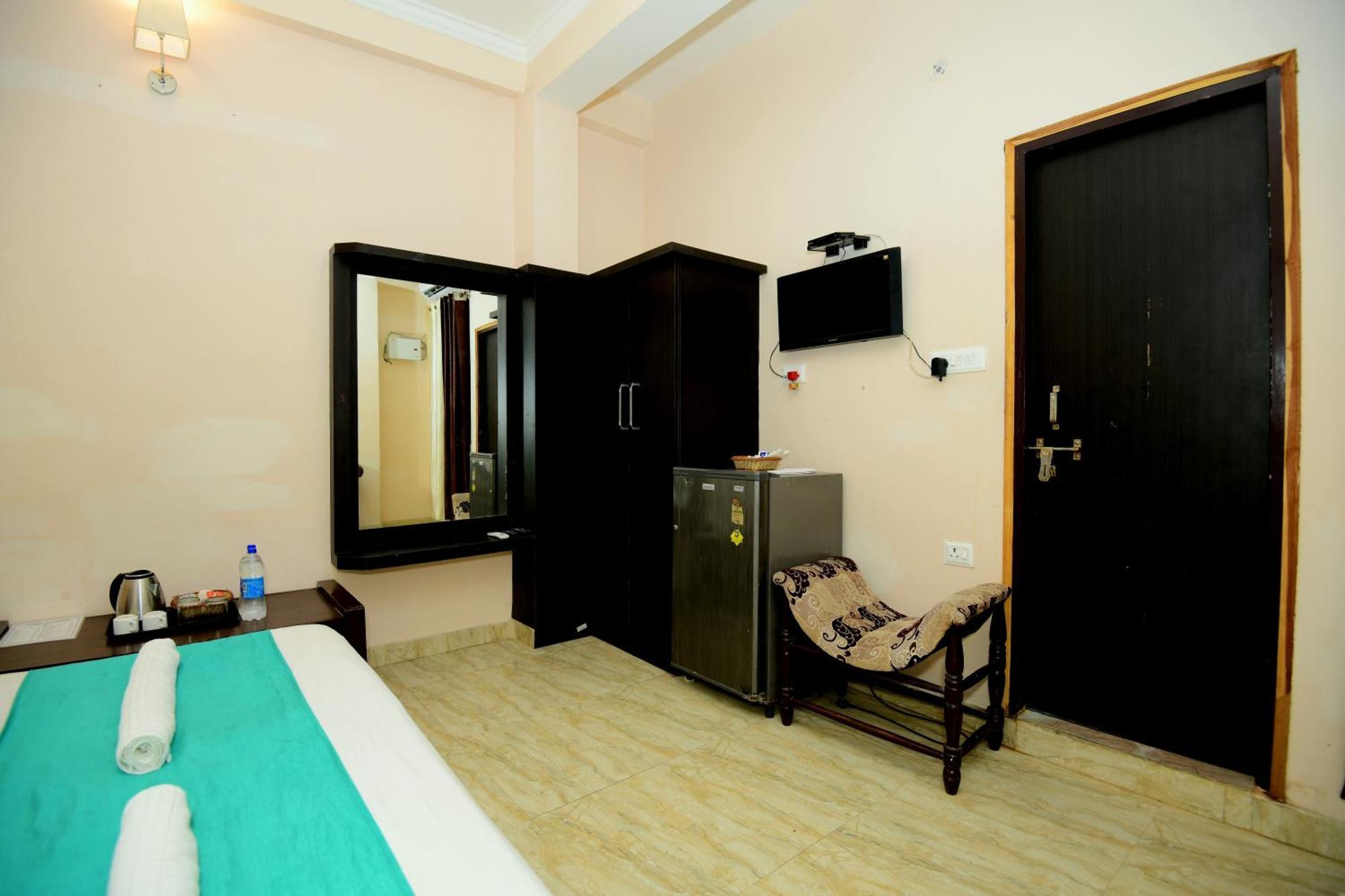 Ap Palace Hotel, Ayodhya المظهر الخارجي الصورة