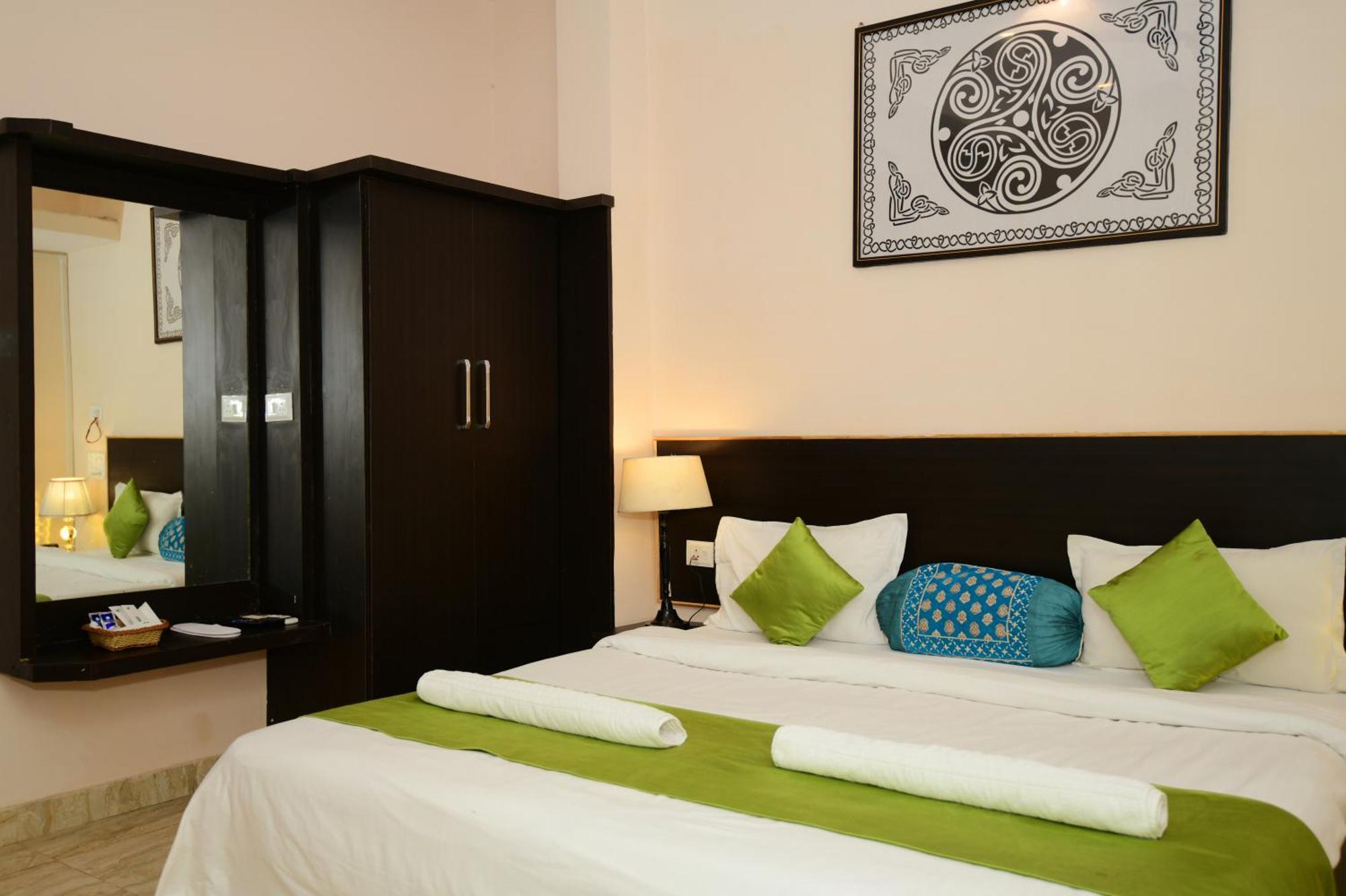 Ap Palace Hotel, Ayodhya المظهر الخارجي الصورة