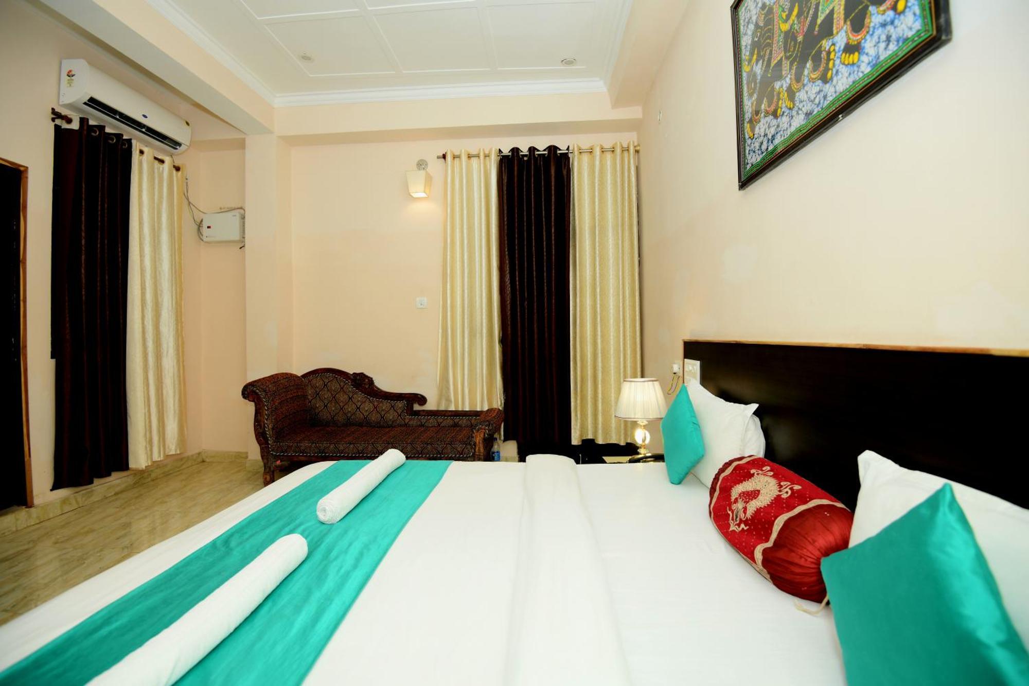 Ap Palace Hotel, Ayodhya المظهر الخارجي الصورة